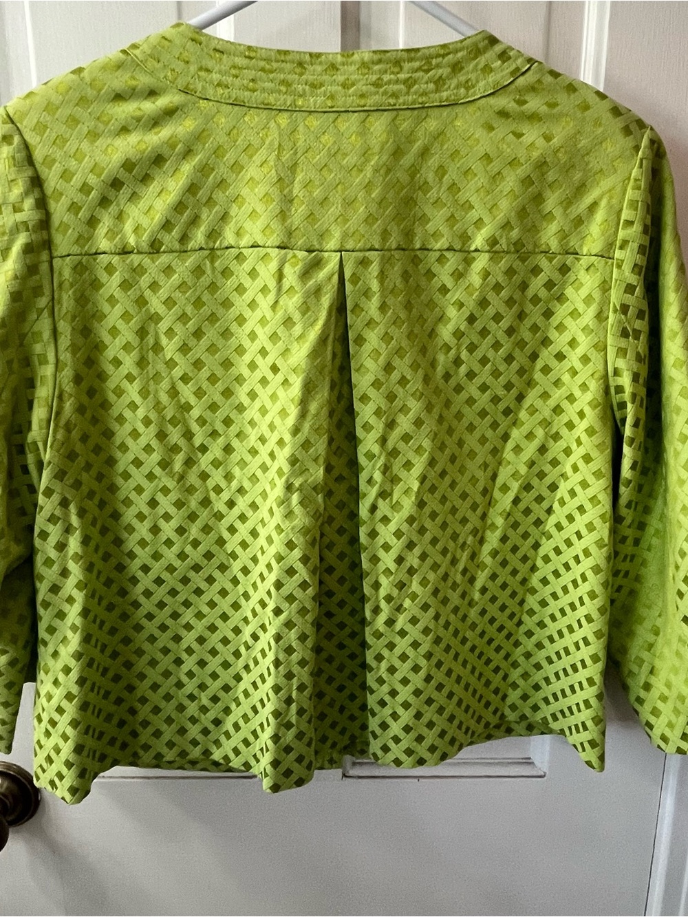Laura Ashley Bright Lime Green Textured Cropped Jacket with Decorative Buttons - Picture 4 of 6